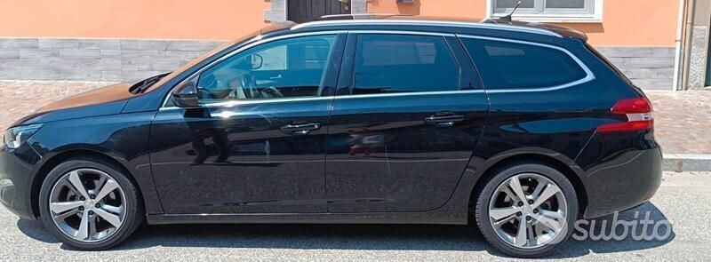 Usata Peugeot 308 120 CV (88 kW) 2017 Station wagon