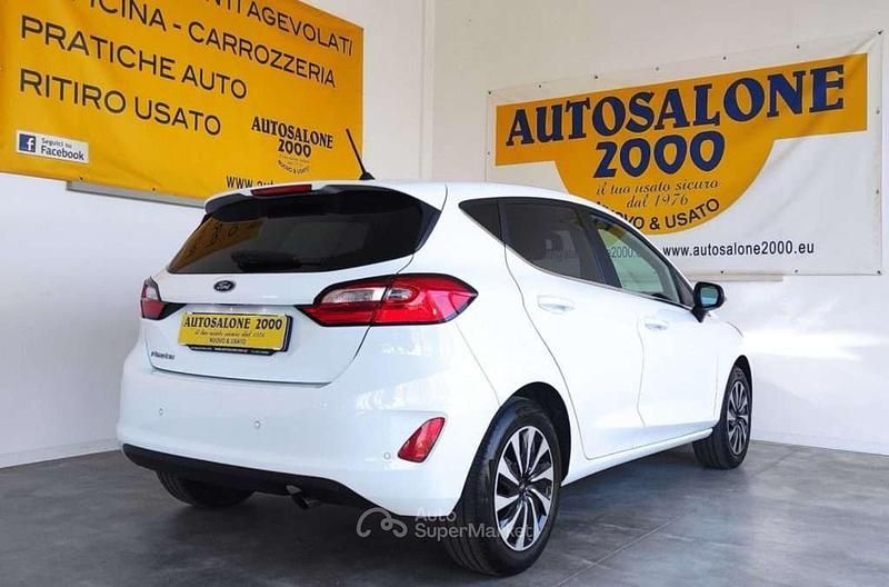 Usata Ford Fiesta Titanium 75 CV (55 kW) 2022 Bianco Utilitaria