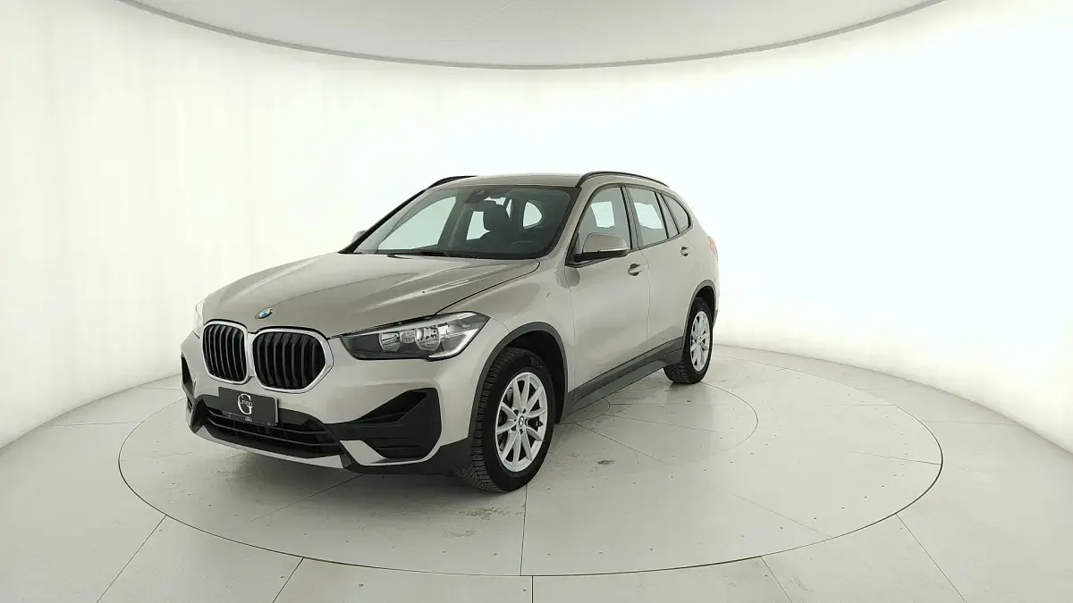 Usado BMW X1 Advantage 231 HP (169 kW) 2021 SUV