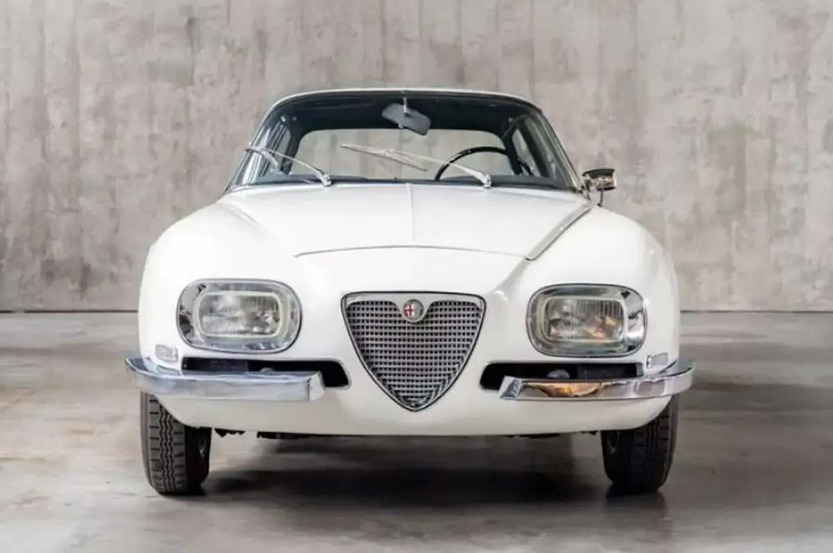 Usata Alfa Romeo 2600 Sprint 145 CV (106 kW) 1965 Bianco Coupé