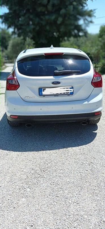 Usata Ford Focus 95 CV (69 kW) 2014 Station wagon