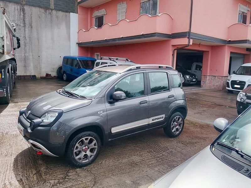 Usata Fiat Panda Cross Cross 95 CV (69 kW) 2018 Grigio Utilitaria