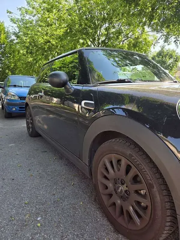 Usata Mini ONE 75 CV (55 kW) 2017 Nero Utilitaria