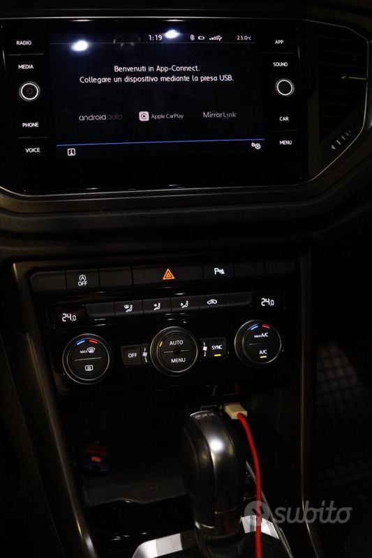 Usata VW T-Roc Style 150 CV (110 kW) 2019 Grigio SUV