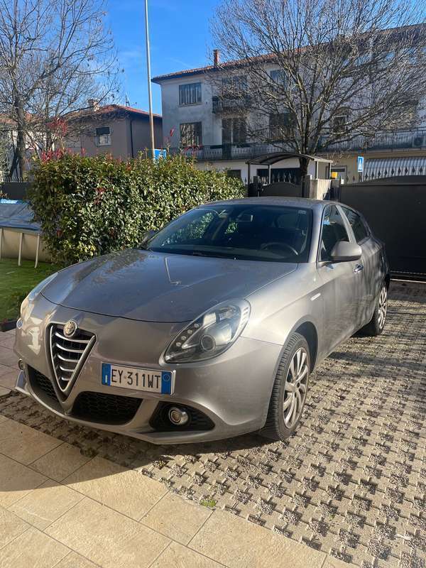 Usato 2015 Alfa Romeo Giulietta 1.4 LPG_Hybrid 120 CV (10.000 €)