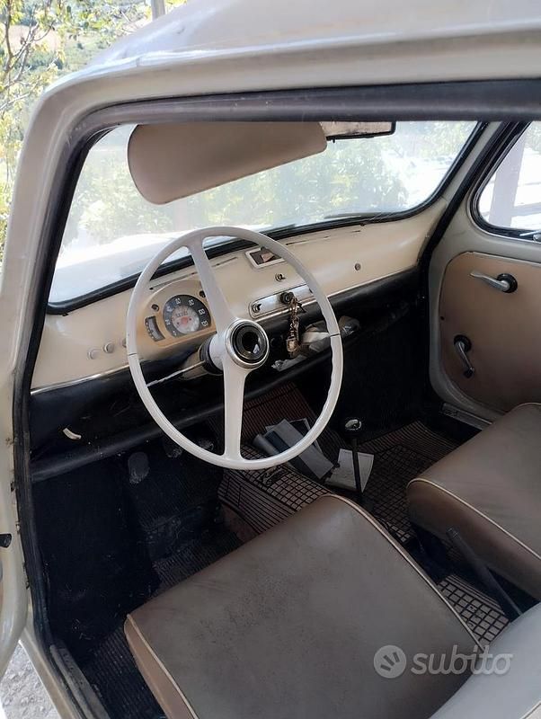 Usata Fiat 750 1960 Marrone