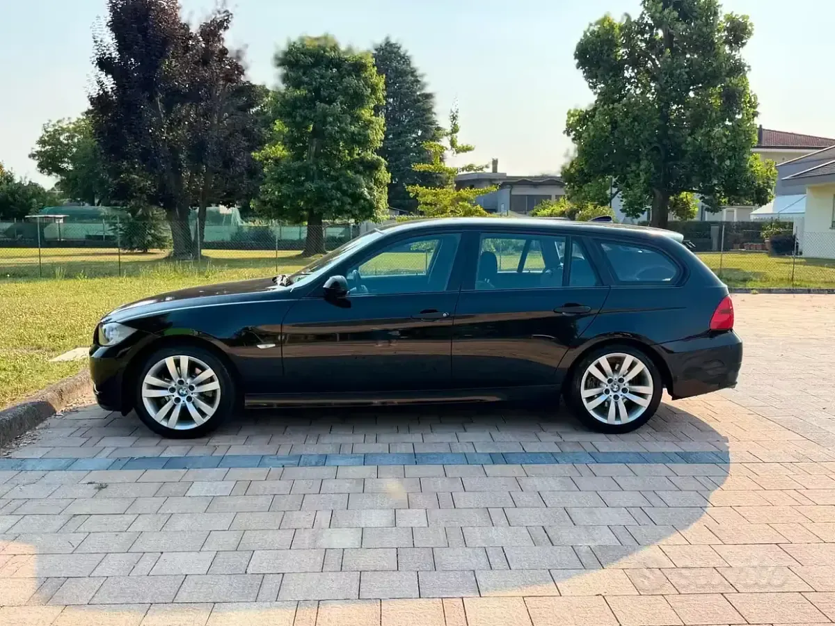 Usata BMW 320 M Sport 163 CV (119 kW) 2006 Nero Station wagon