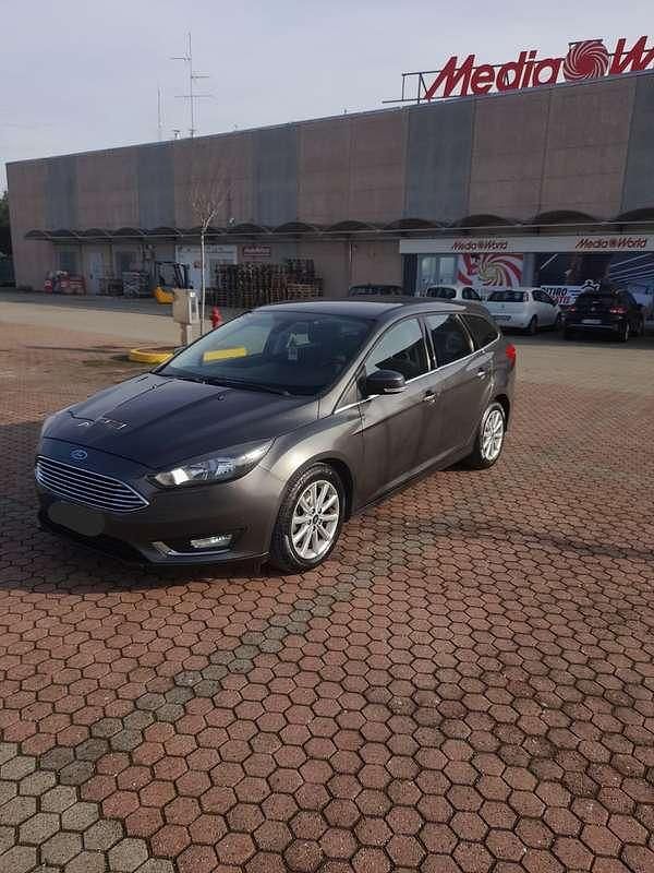 Usata Ford Focus Titanium S 120 CV (88 kW) 2016 Station wagon