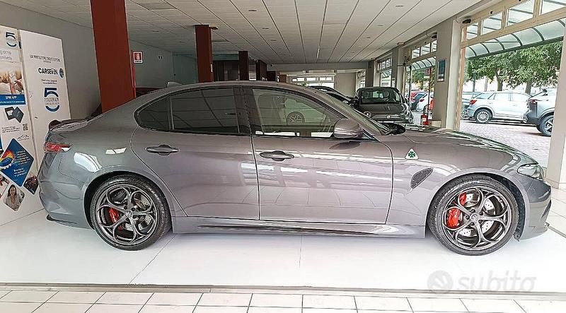Usata Alfa Romeo Giulia Quadrifoglio 510 CV (375 kW) 2021 Gray Berlina