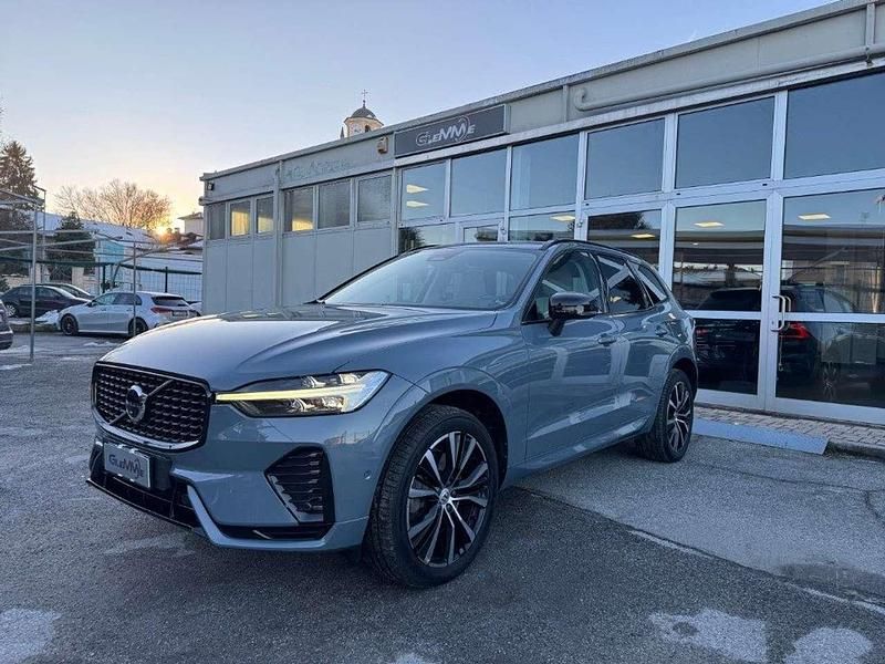 Grigio Usata 2023 Volvo XC60 Plus SUV | 29.900 € (Ottimo prezzo) - Immagine 1/4