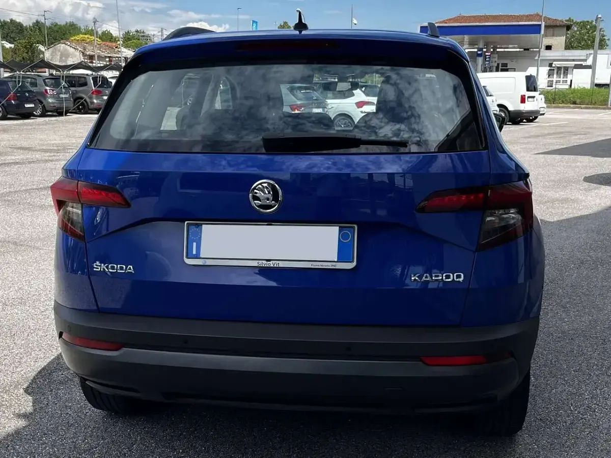 Usata Skoda Karoq Ambition 116 CV (85 kW) 2019 Blu mediterraneo SUV