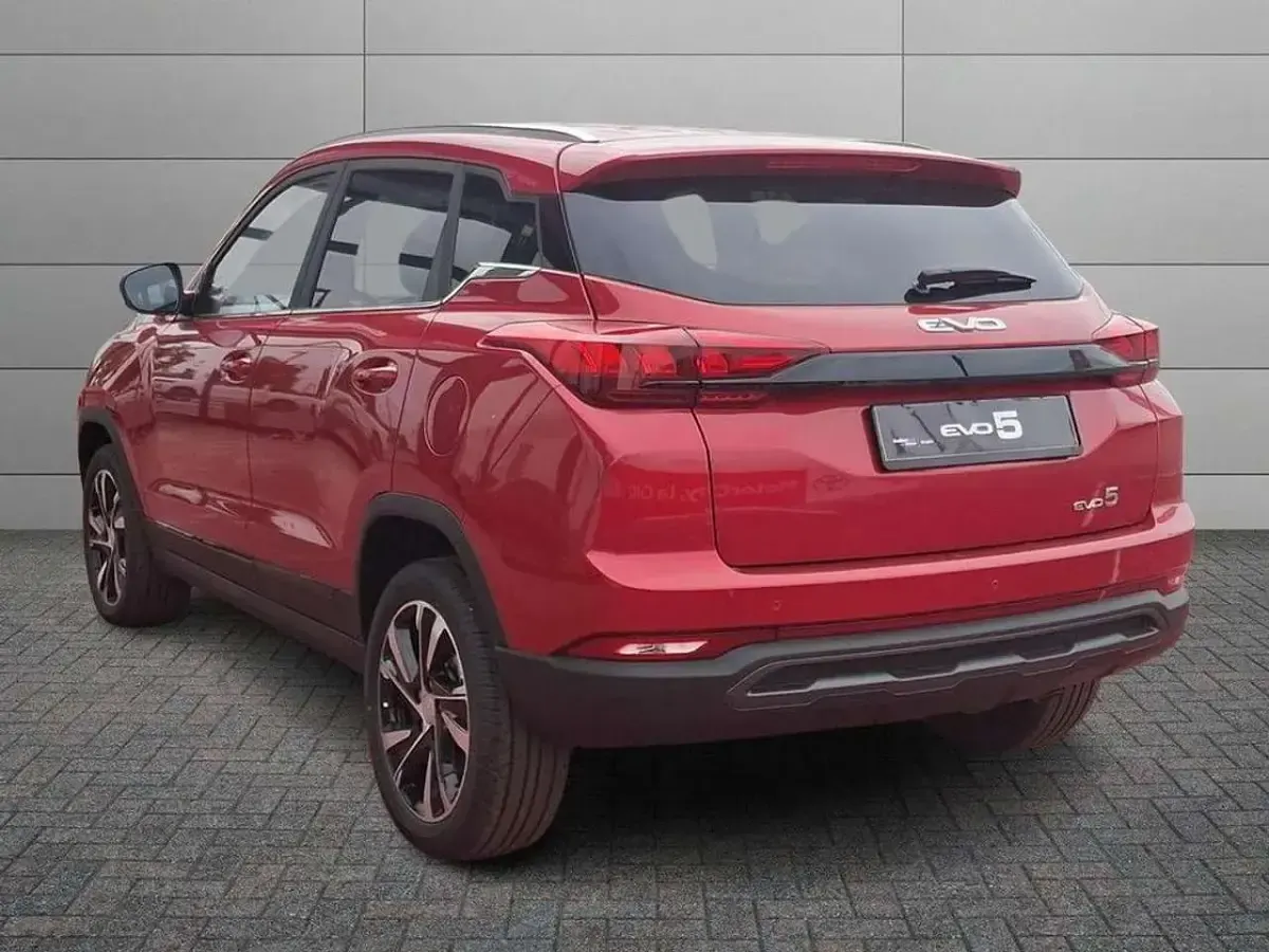 Nuova EVO Evo 5 128 CV (94 kW) 2026 Rosso SUV