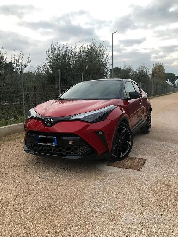 Rosso Usata 2020 Toyota C-HR Sport SUV | 22.999 € (Molto cara) - Immagine 1/4