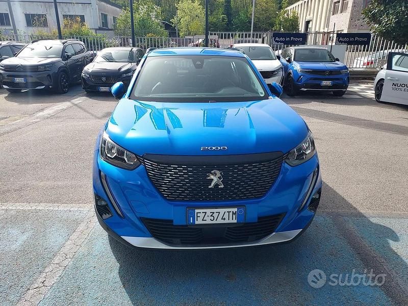 Usata Peugeot 2008 131 CV (96 kW) 2020 Blu SUV