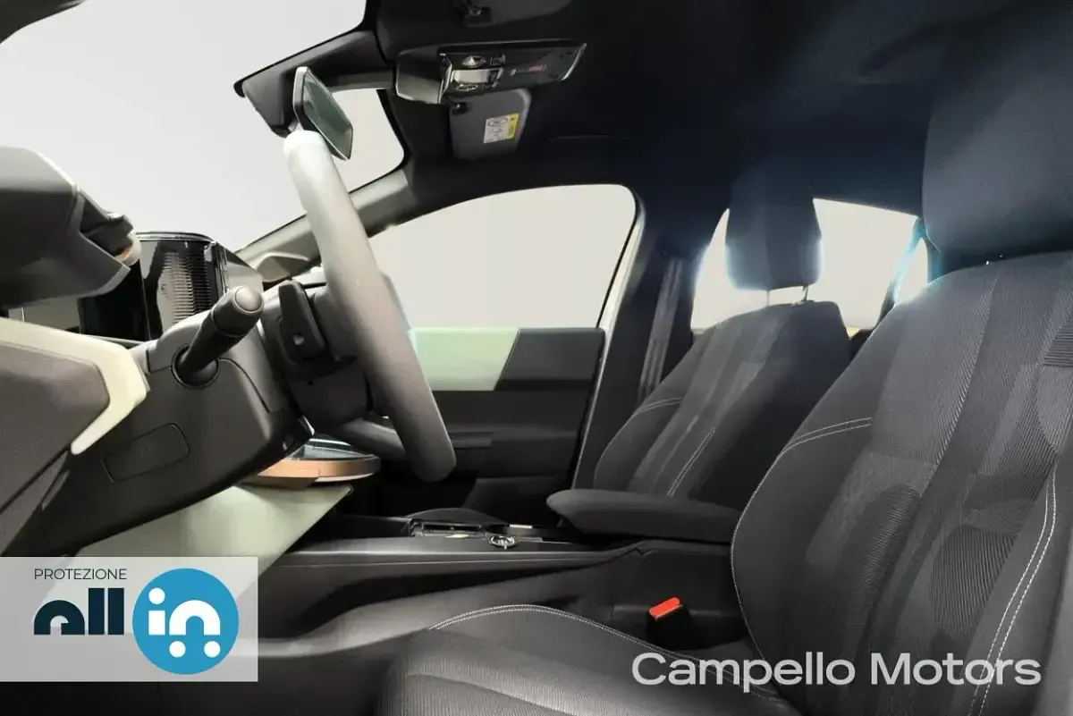 Nuova Lancia Ypsilon 101 CV (74 kW) 2026 Grigio granito Utilitaria