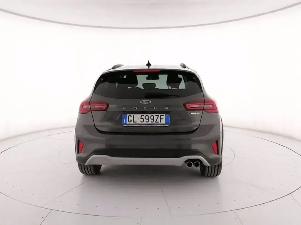 Usata Ford Focus Active 125 CV (91 kW) 2022 Grigio SUV