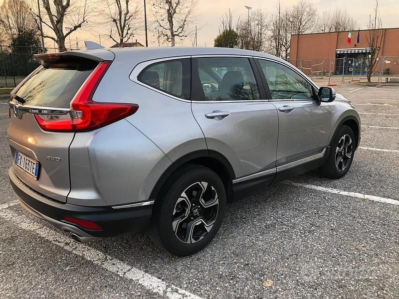 Usata Honda CR-V Elegance 193 CV (141 kW) 2019 Grigio SUV