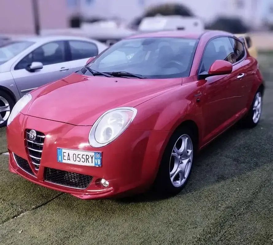 Usata Alfa Romeo MiTo Distinctive 120 CV (88 kW) 2010 Rosso Utilitaria