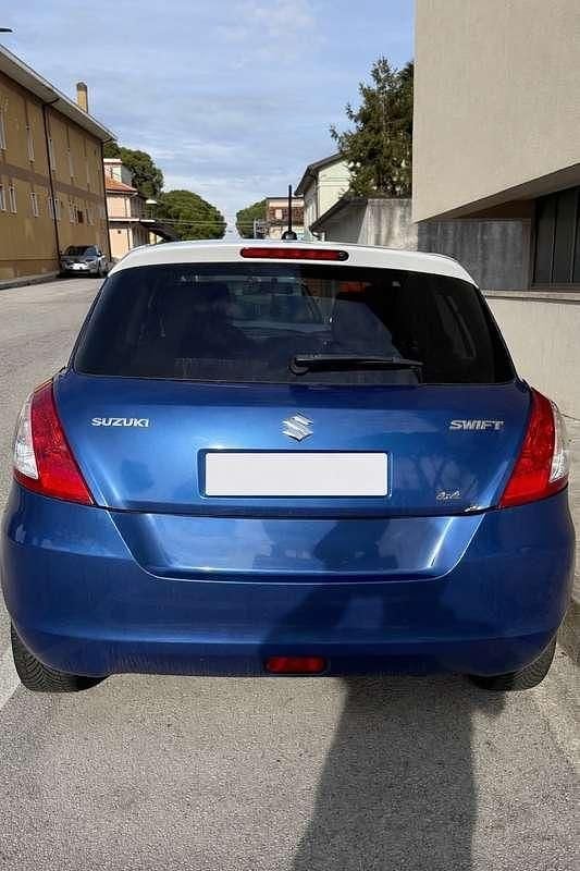 Usata Suzuki Swift 90 CV (66 kW) 2015 Utilitaria