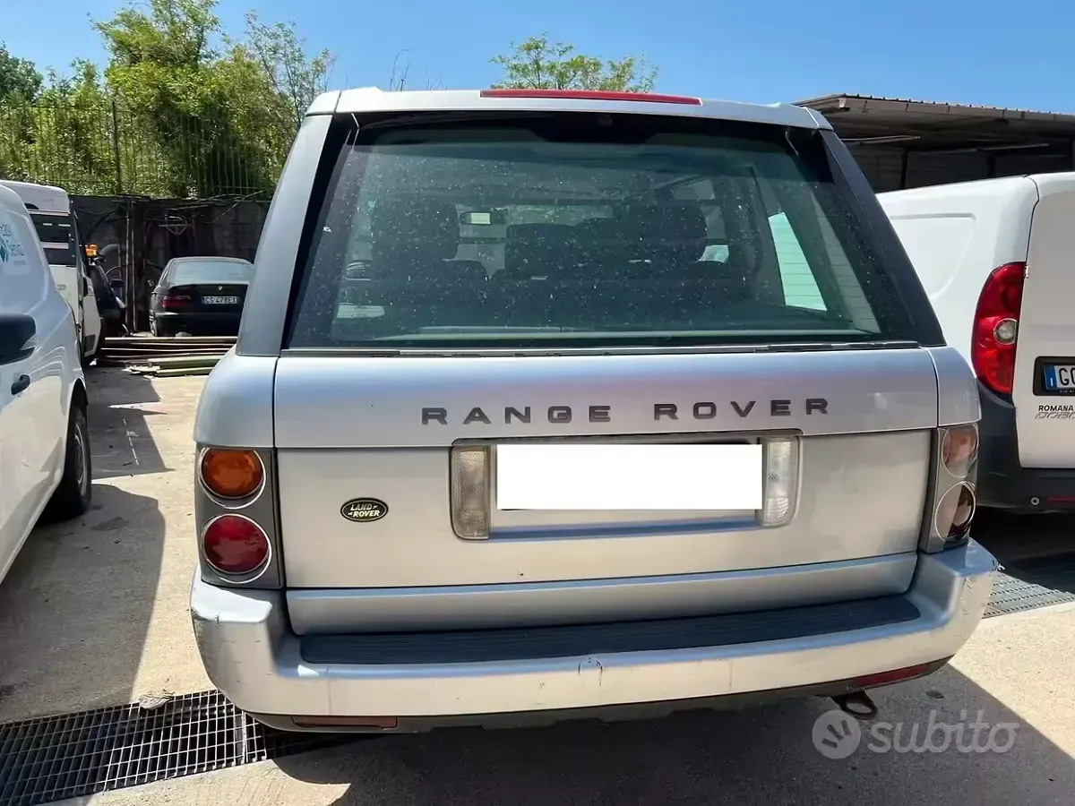Usata Land Rover Range Rover 177 CV (130 kW) 2005 Grigio SUV