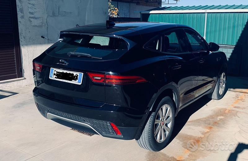 Occasion Jaguar E-Pace R-Dynamic 150 ch (110 kW) 2019 Noir SUV