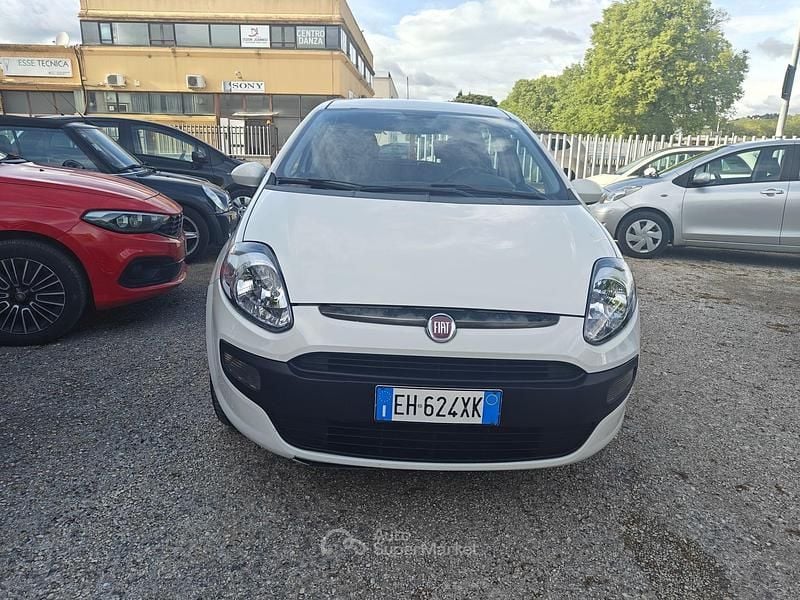 Usata Fiat Punto Evo 77 CV (56 kW) 2011 Bianco Utilitaria