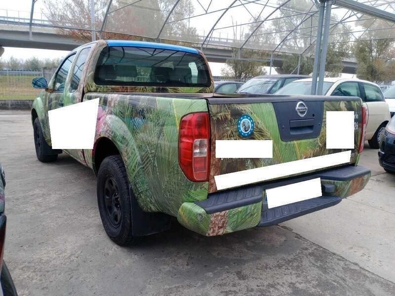 Usata Nissan King 133 CV (97 kW) 2006 Bianco Pick-up