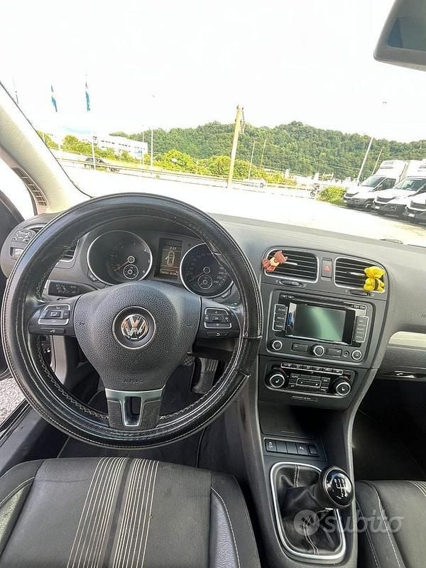 Usata VW Golf VII Comfortline 105 CV (77 kW) 2012 Nero Berlina