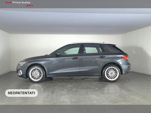 Usata Audi A3 Advanced 116 CV (85 kW) 2024 Grigio manhattan metallizzato Berlina