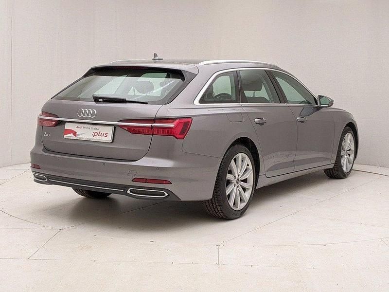 Usata Audi A6 Business 204 CV (150 kW) 2021 Grigio taifun metallizzato Station wagon