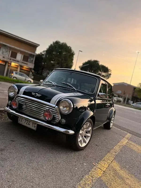 Usata Rover Mini 63 CV (46 kW) 1998 Verde Berlina