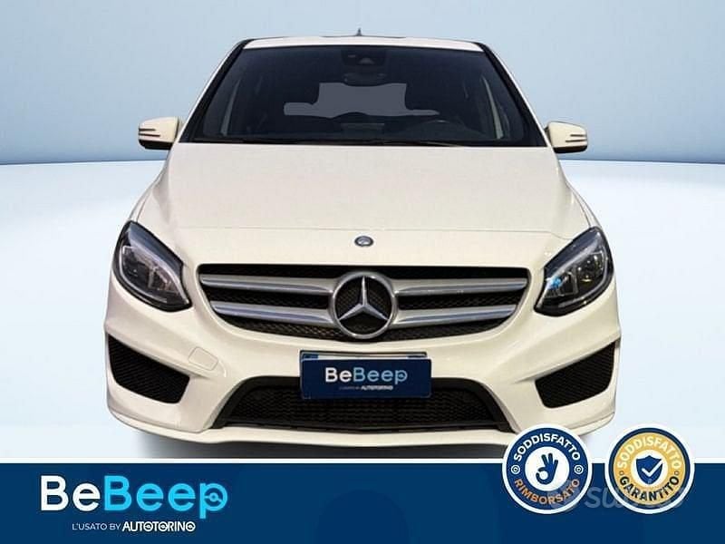 Usata Mercedes B220 Premium 177 CV (130 kW) 2016 Bianco pastello Monovolume
