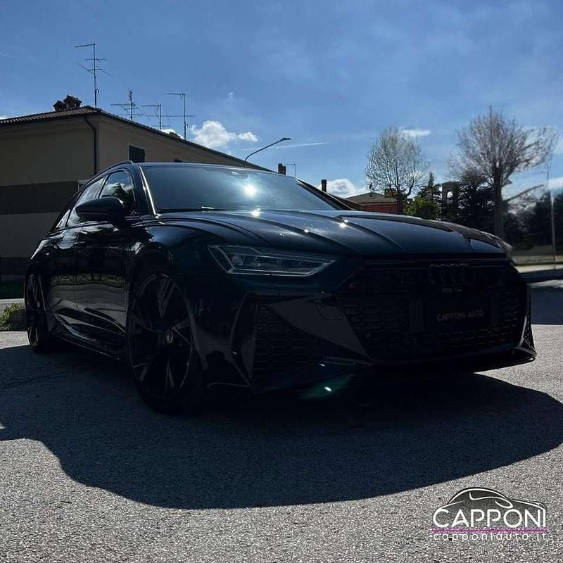 Usata Audi RS6 Ambiente 600 CV (441 kW) 2022 Nero Station wagon