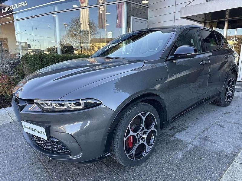 Grigio vesuvio Usata 2024 Alfa Romeo Tonale Veloce SUV | 28.450 € (Buon prezzo) - Immagine 1/4