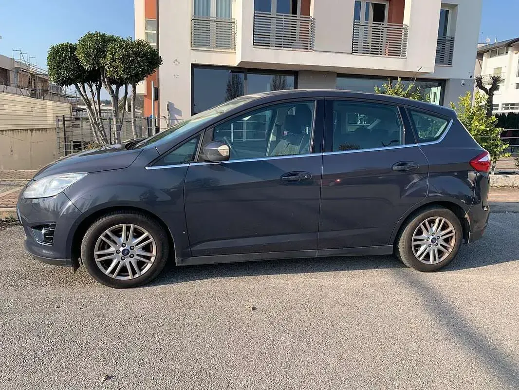 Usata Ford C-MAX Titanium 116 CV (85 kW) 2014 Grigio Monovolume