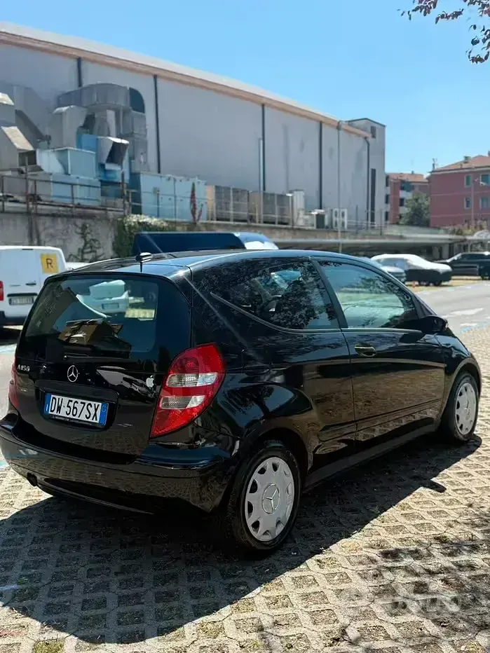 Usata Mercedes A150 95 CV (69 kW) 2009 Nero Berlina