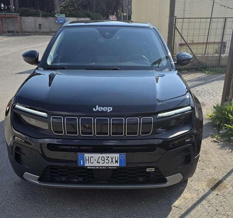 Usata Jeep Avenger Altitude 101 CV (74 kW) 2024 Nero SUV