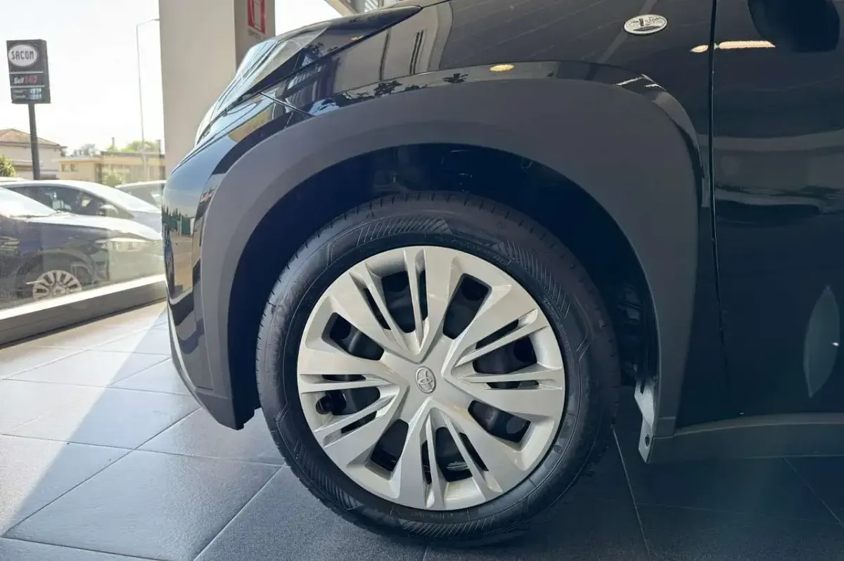 Nuova Toyota Aygo X Active 72 CV (52 kW) 2025 Bianco SUV