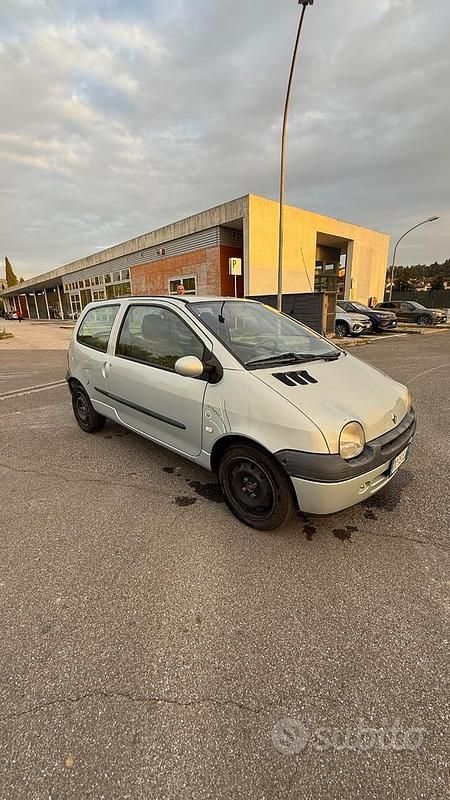 Usata 2006 Renault Twingo Due volumi | 1400 € (Buon prezzo) - Immagine 1/4