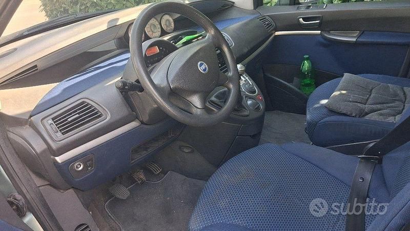 Usata Fiat Ulysse Active 120 CV (88 kW) 2006 Verde Monovolume