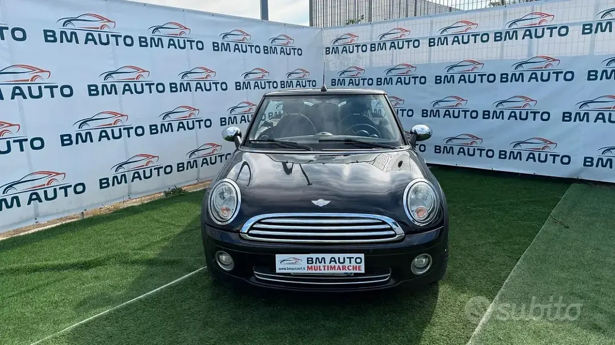 Usata Mini Cooper Cabriolet 120 CV (88 kW) 2010 Nero Cabrio