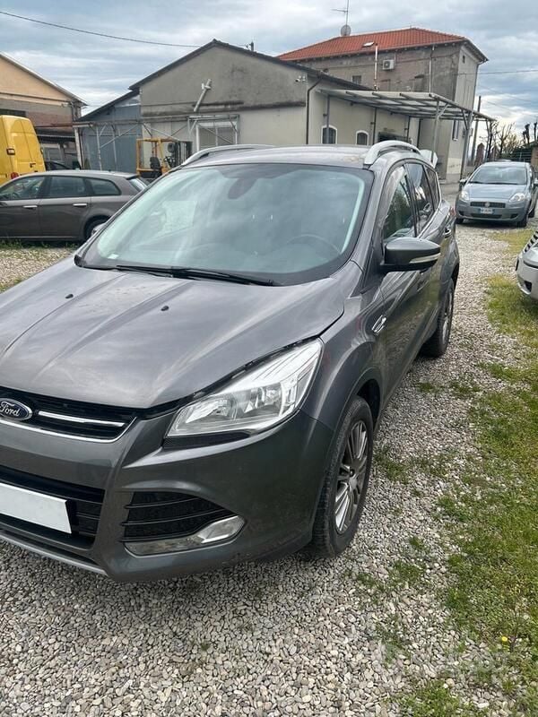 Argento Usata 2012 Ford Kuga SUV | 5492 € (Super prezzo) - Immagine 1/4