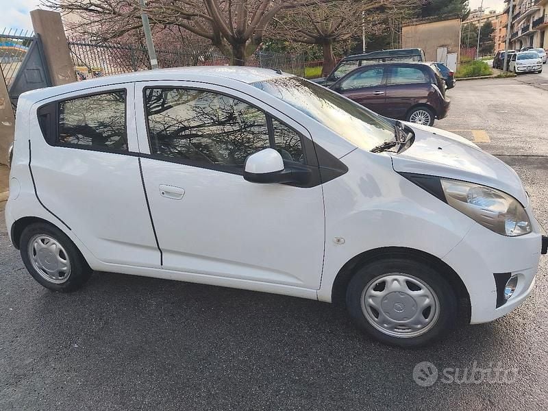 Usata Chevrolet Spark LS 68 CV (50 kW) 2012 Bianco Utilitaria