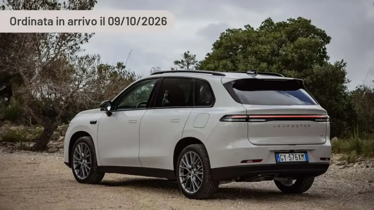 Nuova Leapmotor C10 215 CV (158 kW) 2026 Argento SUV