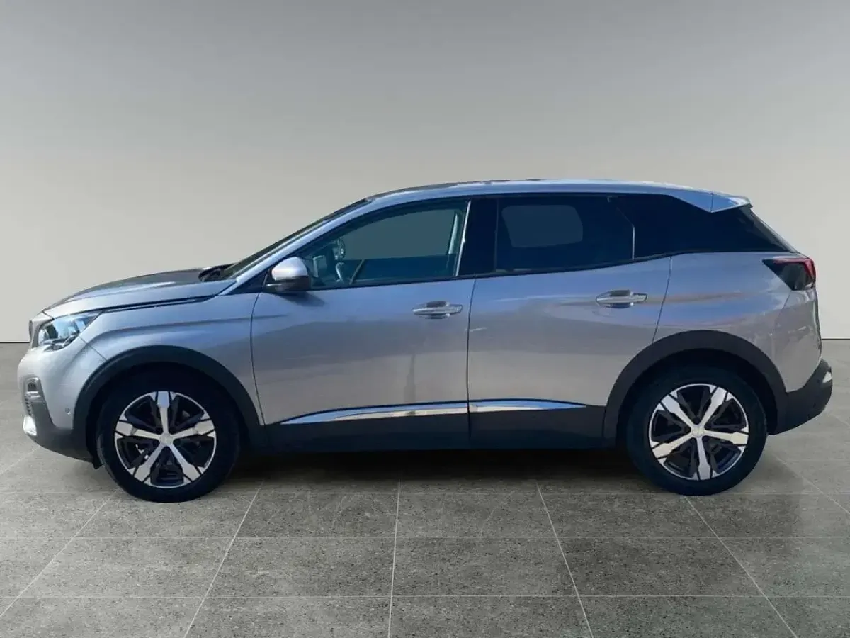 Usata Peugeot 3008 Allure 131 CV (96 kW) 2020 Other SUV