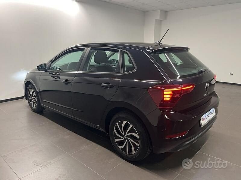 Usata VW Polo 80 CV (58 kW) 2022 Nero Berlina