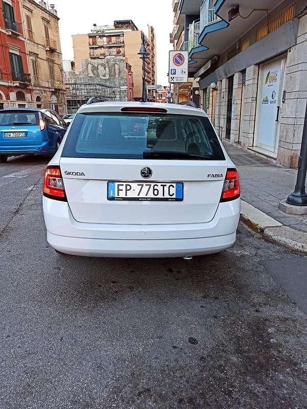 Usata Skoda Fabia Executive 75 CV (55 kW) 2018 Station wagon