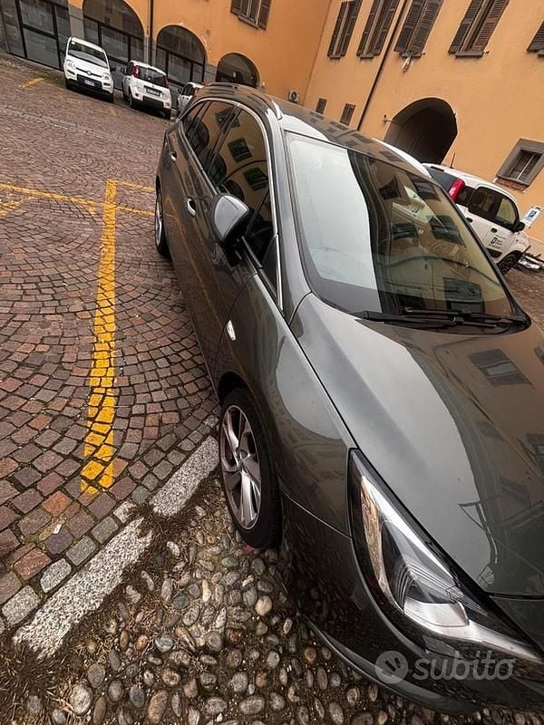Usata Opel Astra Business Elegance 122 CV (89 kW) 2020 Station wagon