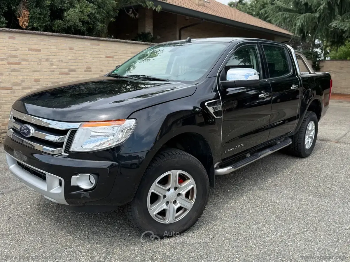 Usata Ford Ranger Limited 150 CV (110 kW) 2014 Nero Pick-up