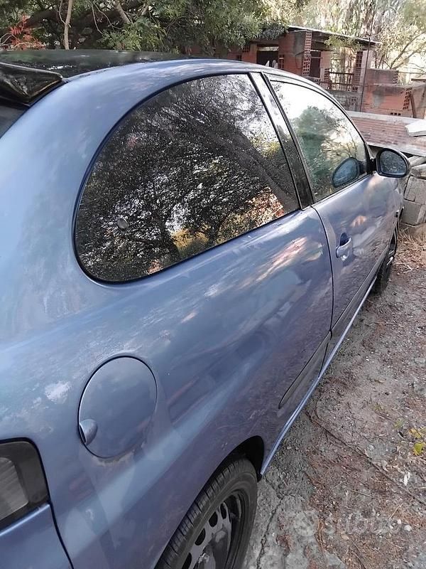 Usata Seat Ibiza 60 CV (44 kW) 2008 Blu